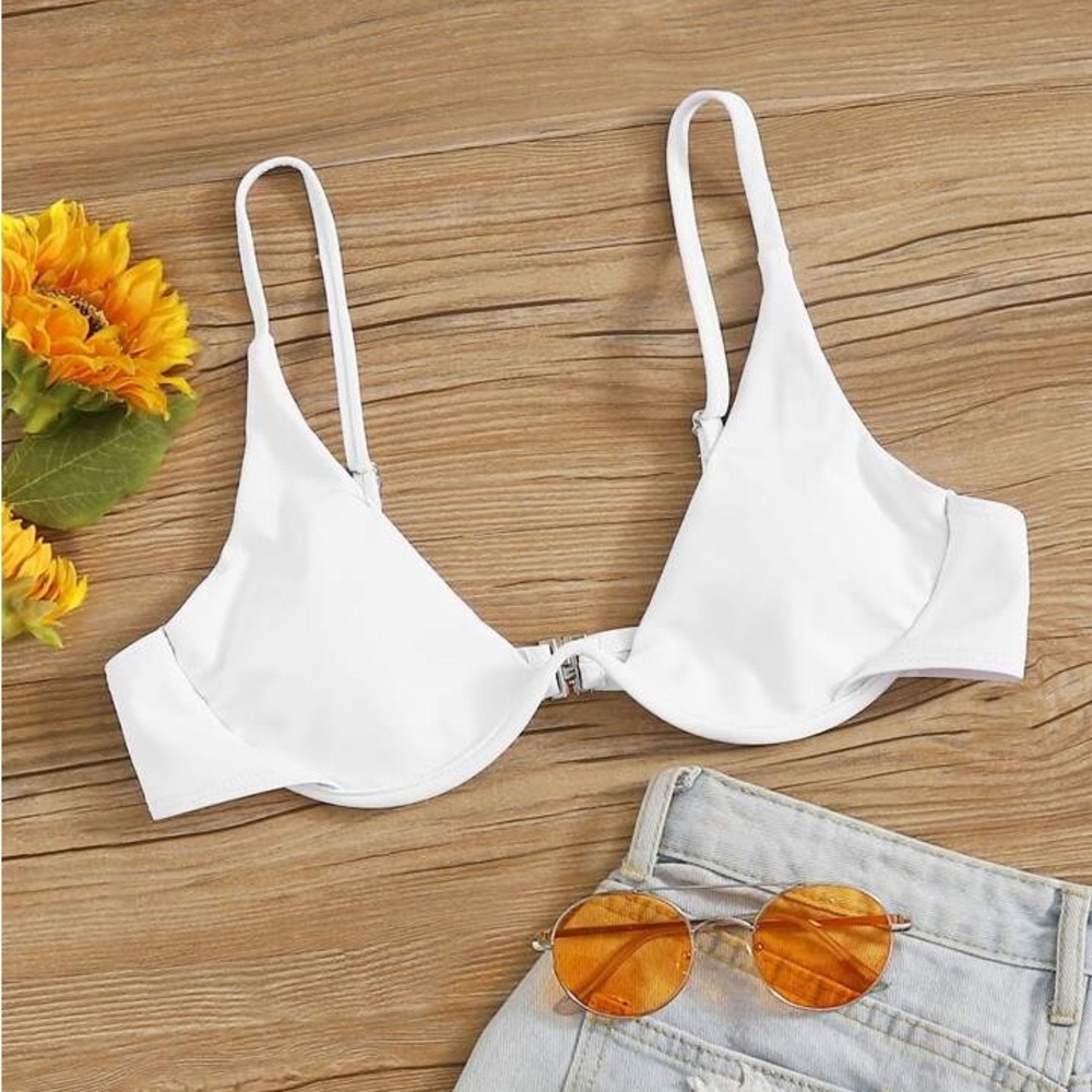 ๐ค SOLD ๐ค Underwire Bikini Top - Picture 1 of 12